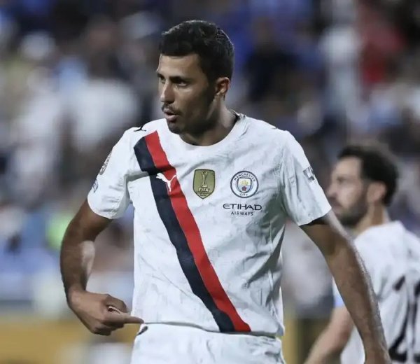 Những vấn đề nào mà câu lạc bộ World Cup của Manchester City phản ánh?