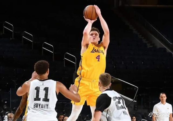 Hoàng tử có một bữa ăn! Lakers đã đảo ngược 14 điểm, Knecket Awakens, CBA từ bỏ người chơi và đóng g