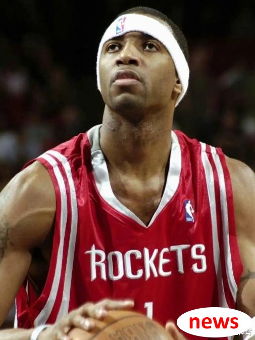 Mặc dù McGrady mạnh hơn Yao Ming, nhưng trong Rockets, tình trạng lịch sử của Yao Ming cao hơn McGra